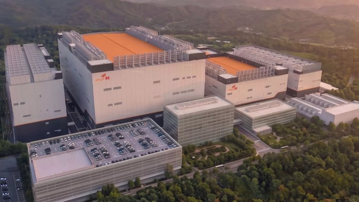 SK Hynix to spend $38 billion on two new chip fabs - sk hynix chip fabs