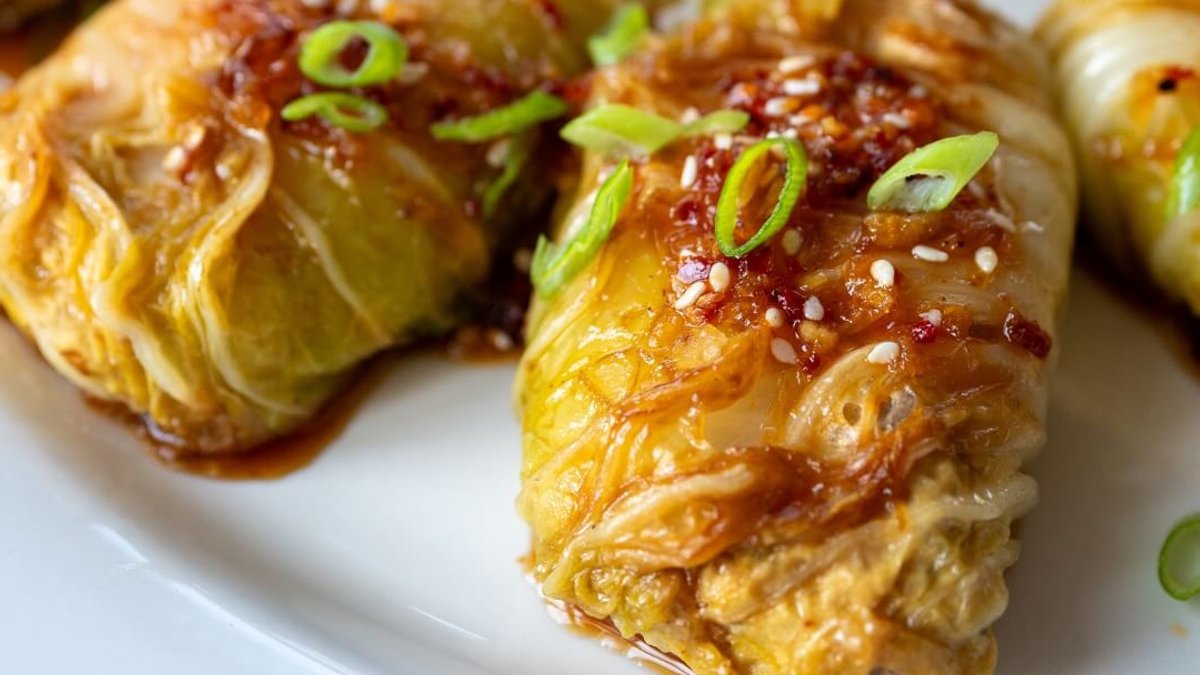 Healthy Sesame Ginger Cabbage Rolls Delight Diners - sesame ginger cabbage