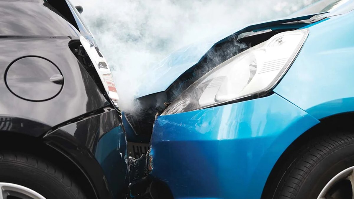 Crash for cash scams pose identity risk Crash for cash scams pose identity risk - crash for cash