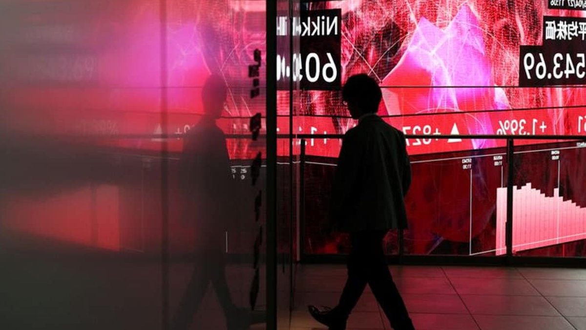 Asian markets rise as oil climbs on Gulf tensions Asian markets rise as oil climbs on Gulf tensions - asian markets