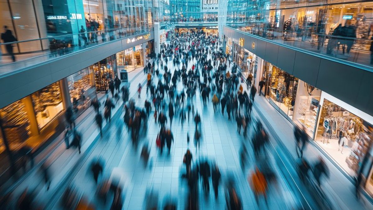 July spending rises on staycations and World Cup July spending rises on staycations and World Cup - consumer spending