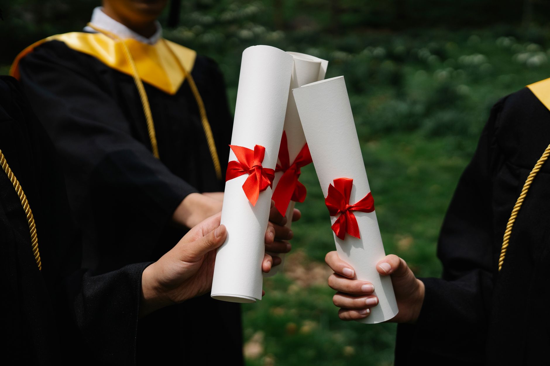 Graduates Seek Help From Small Businesses Amid AI Anxiety