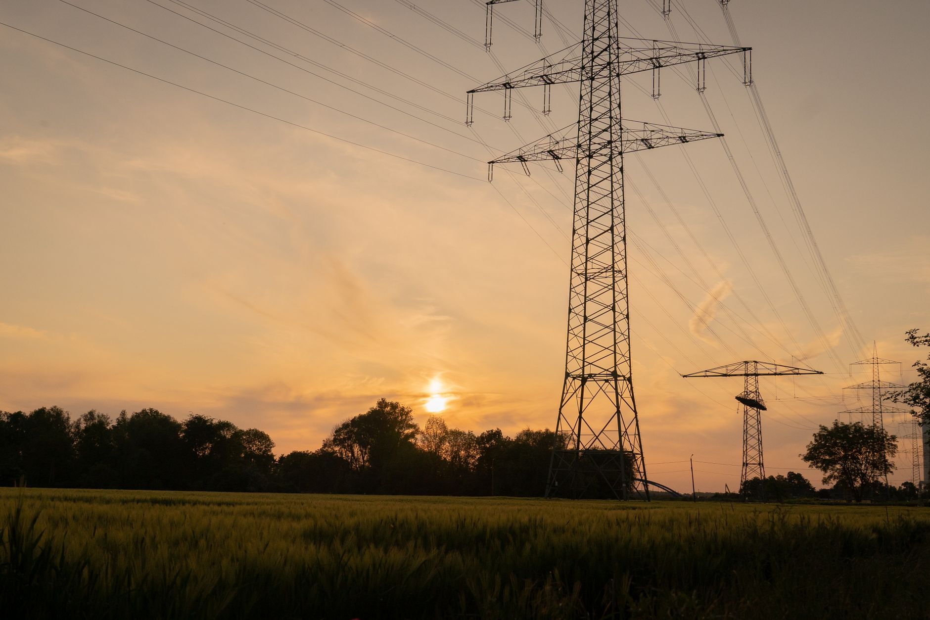 Heatwave Strains European Energy Supplies