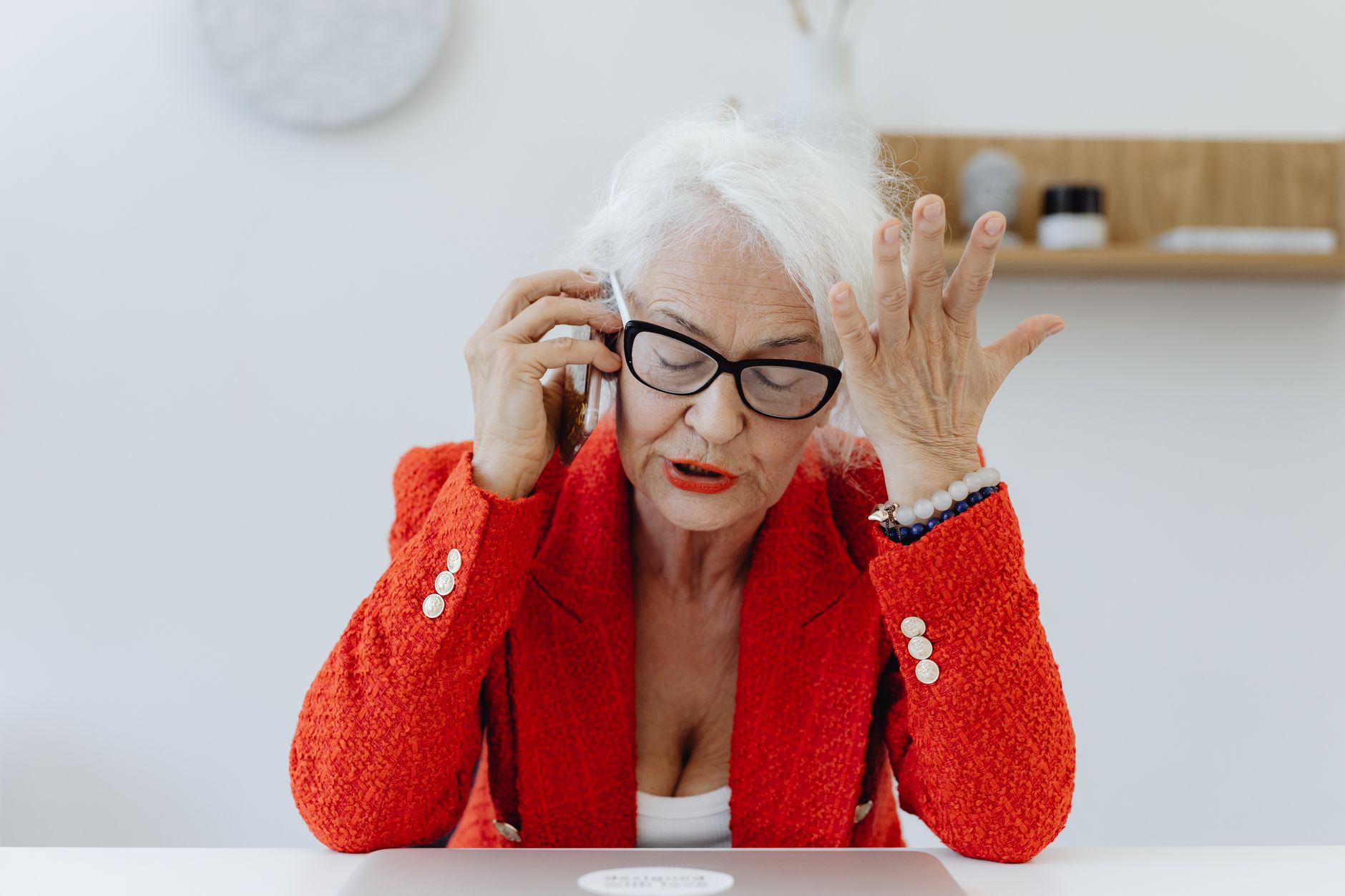 Super funds fall short in customer service review