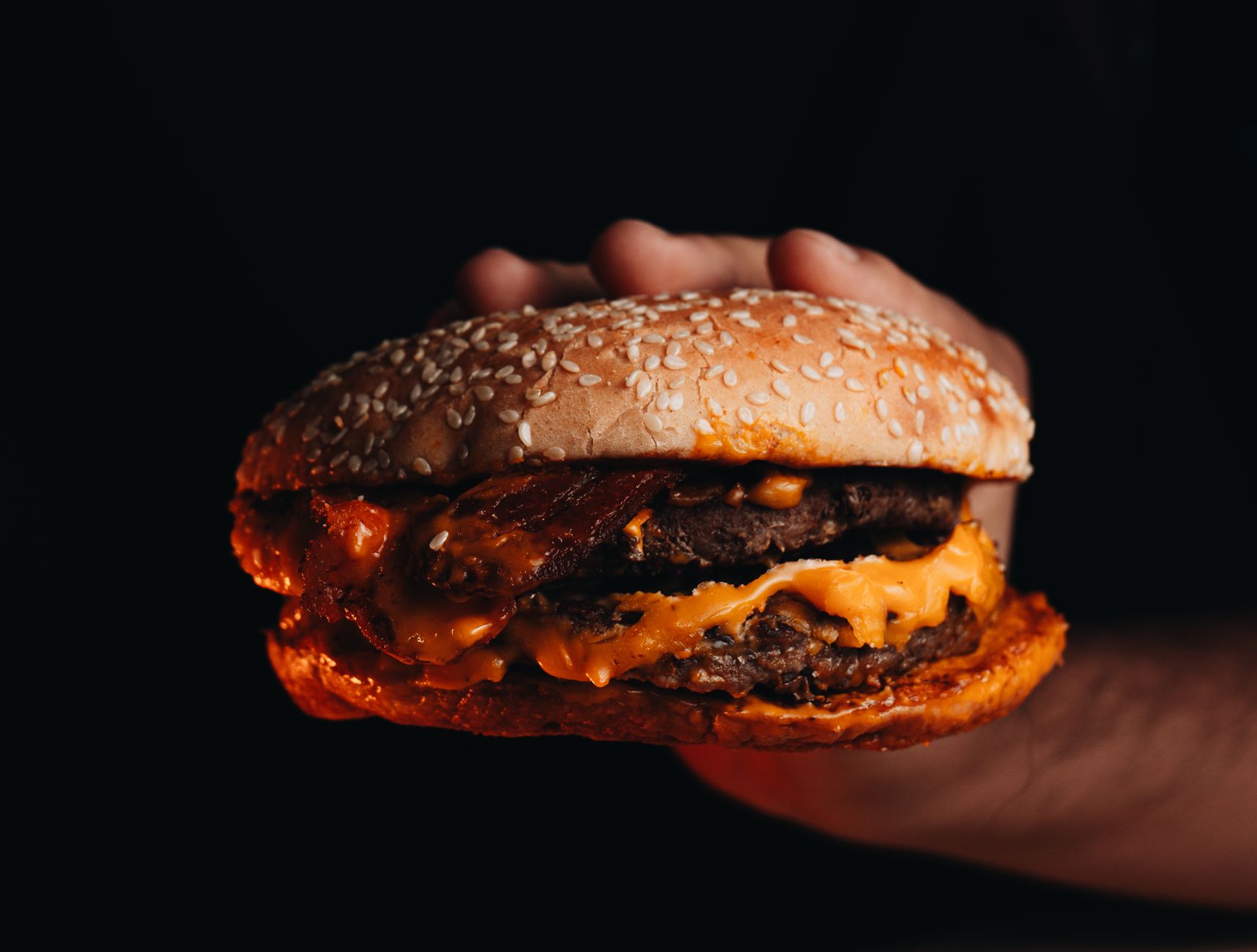 Burger King revamps store management structure