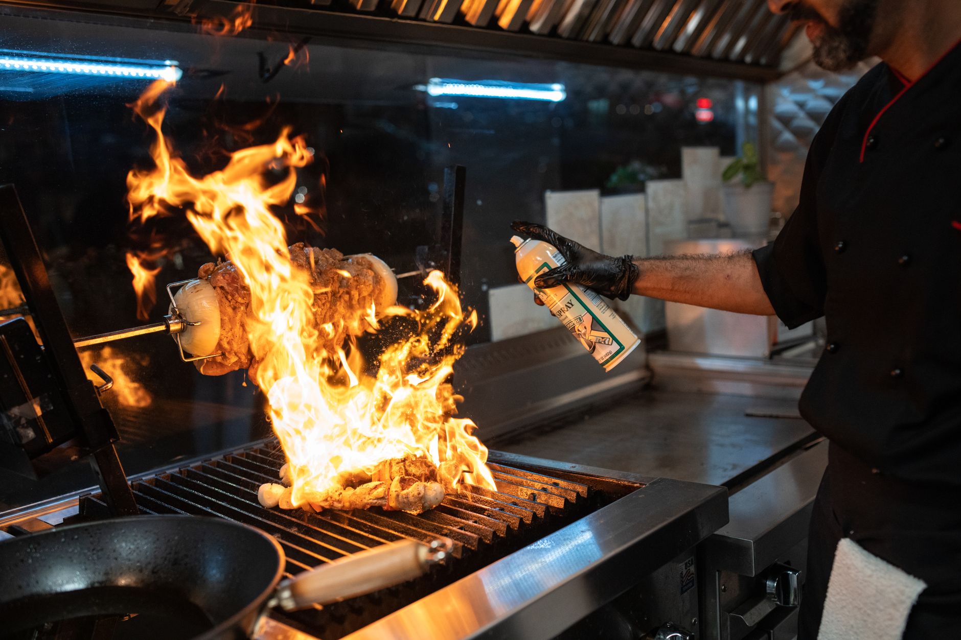 8 Commercial Kitchen Fire Safety Tips