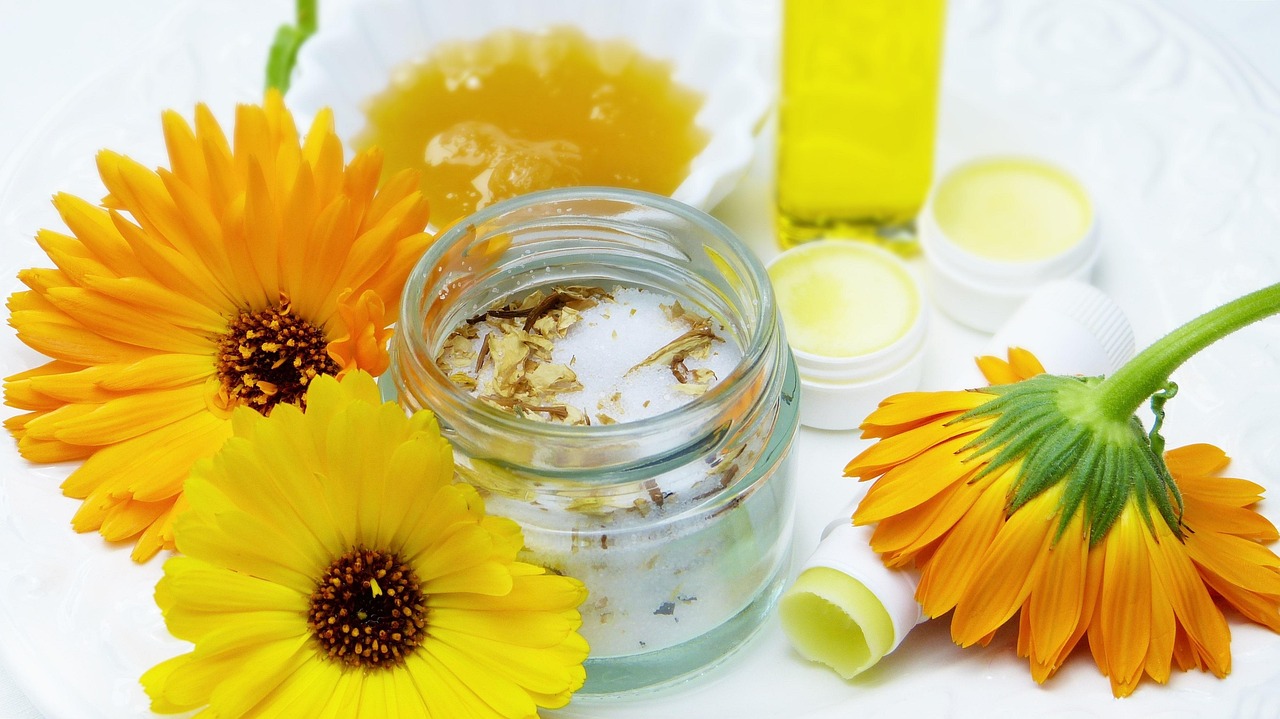 DIY Natural Tinted Lip Sunscreen Hits Beauty Shelves