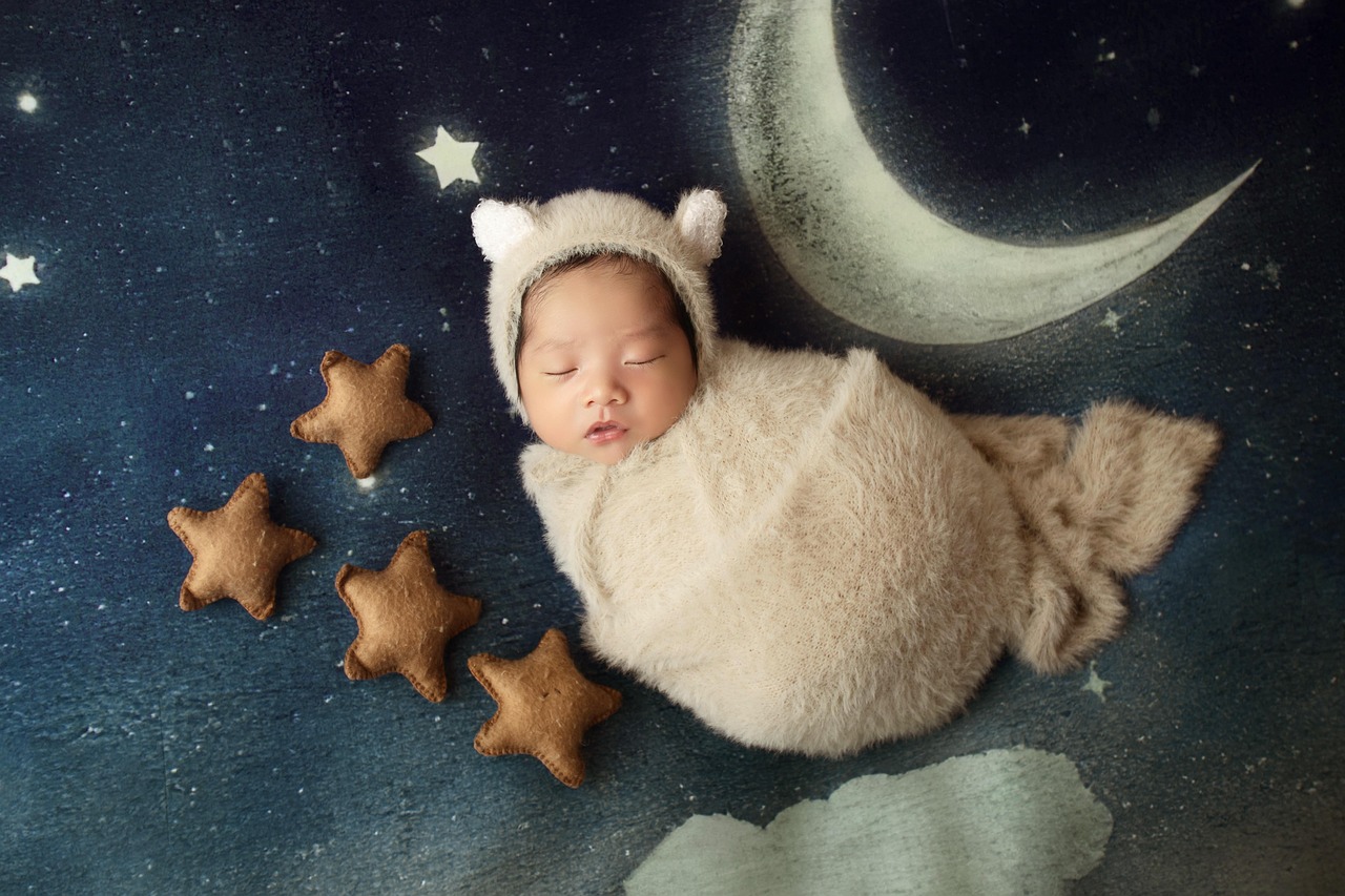 What are the important tips that you need to know for managing sleep issues in children?