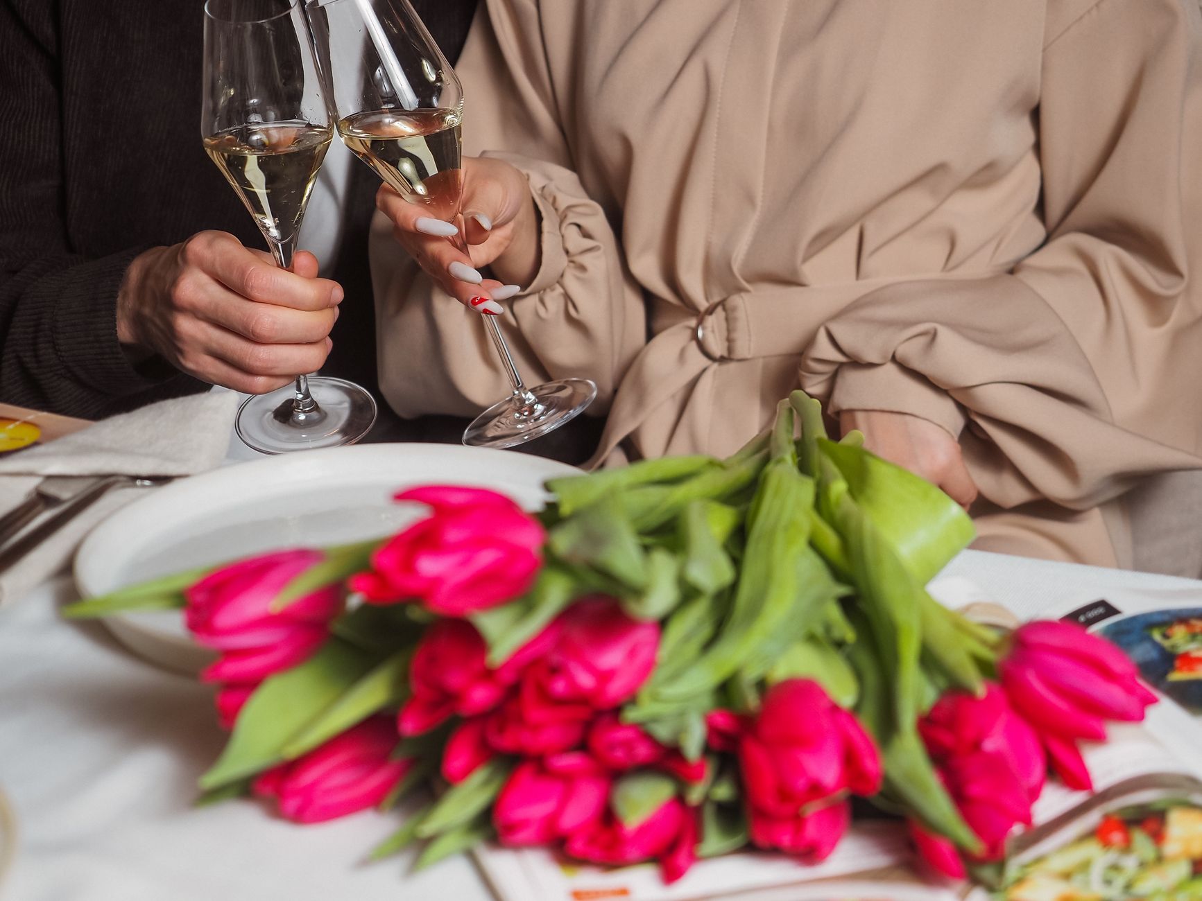 Toasting to Love and Brilliance: Writing Heartfelt and Memorable Wedding Toasts Highlighting Your Ethical Engagement Ring
