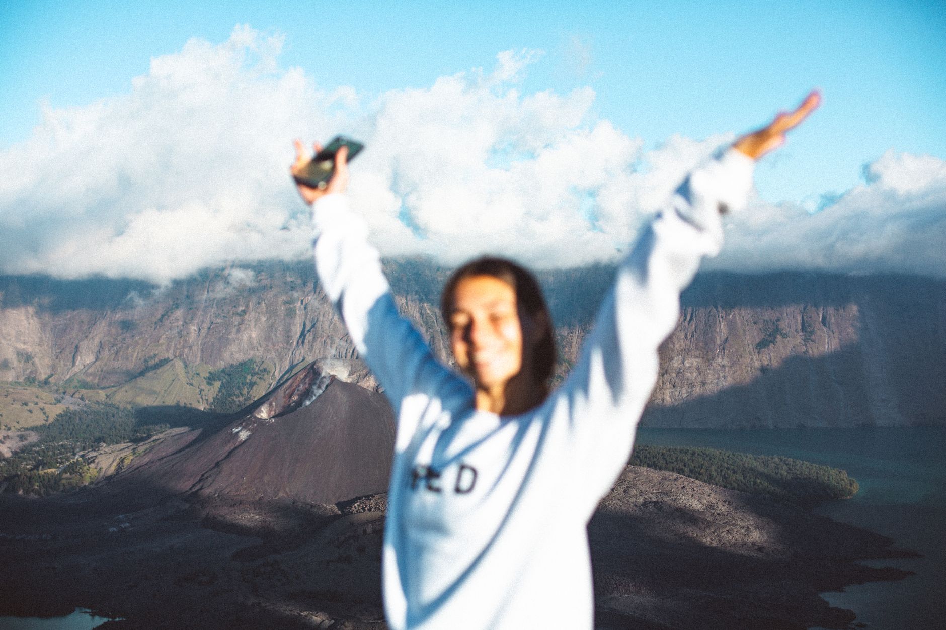 Guide to the Mount Rinjani Hike: A Journey Above the Clouds