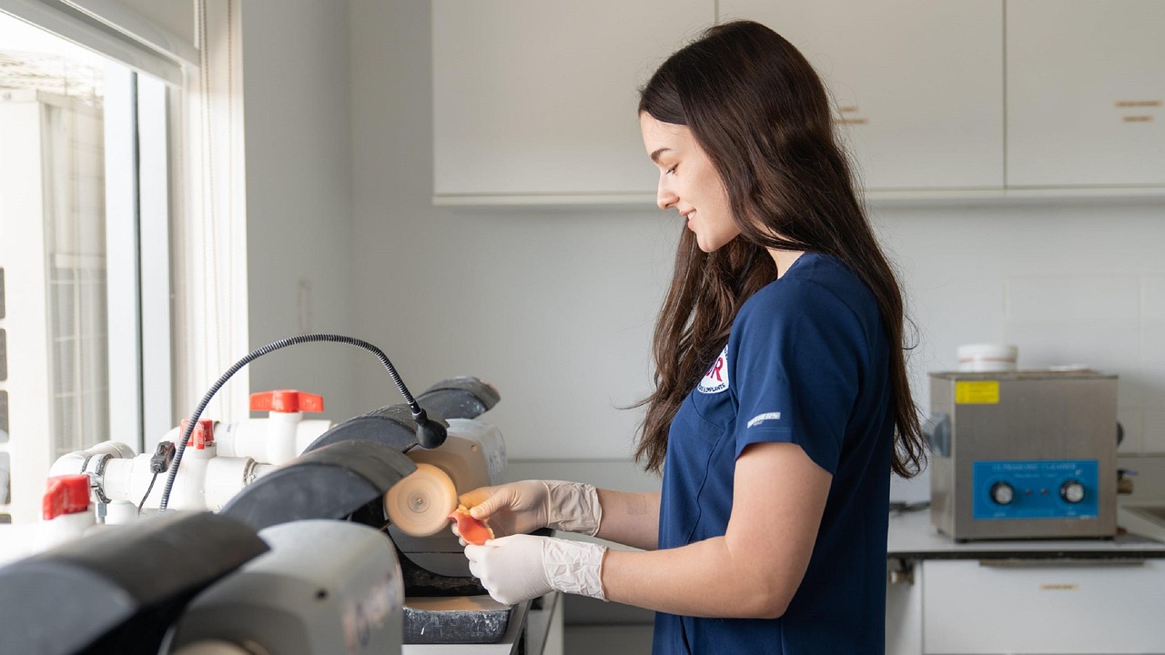 Addressing Dental Anxiety: How A General Dentist Can Help