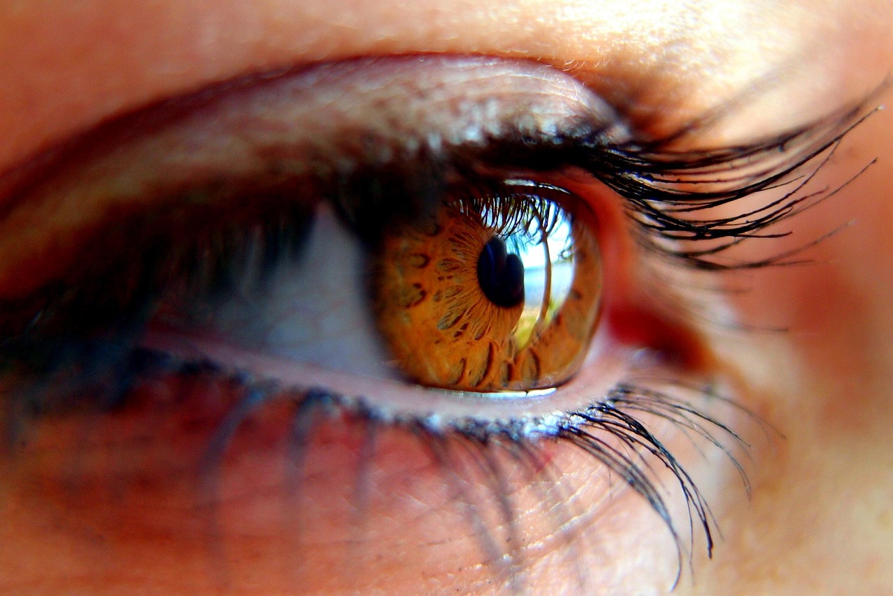 Tips for Making Eyelashes Deeper Black