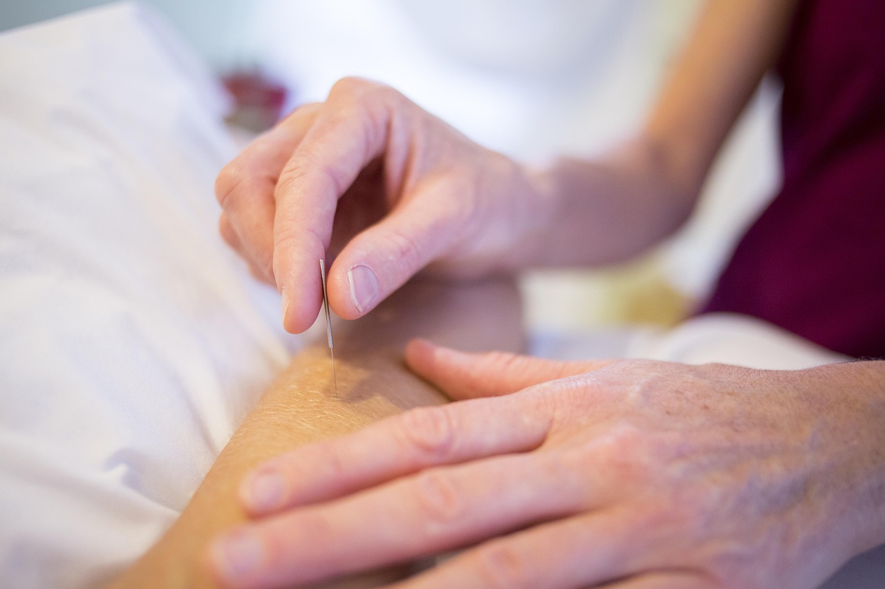 How a Holistic Medicine Specialist Can Aid in Stress Management