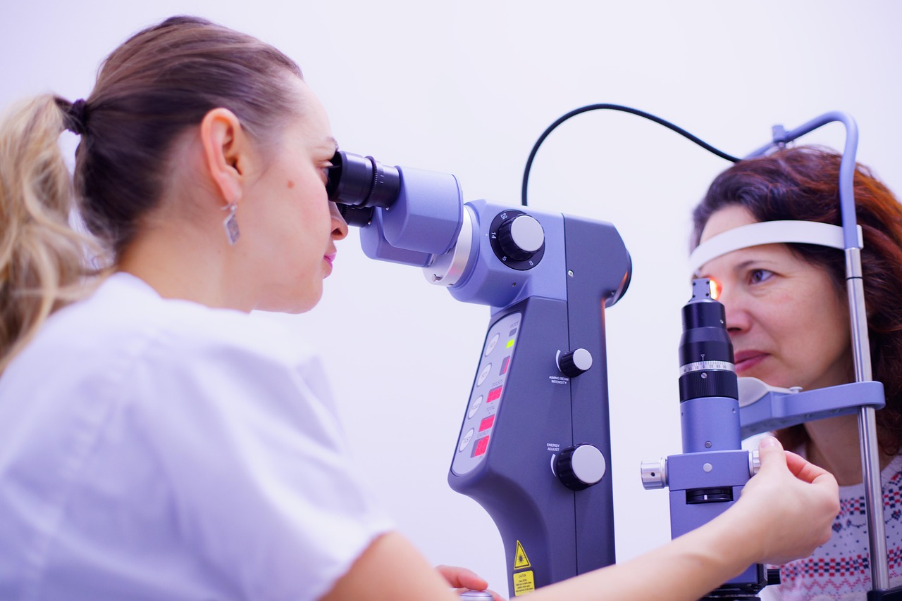 Optometrists vs Ophthalmologists: What’s the Difference?