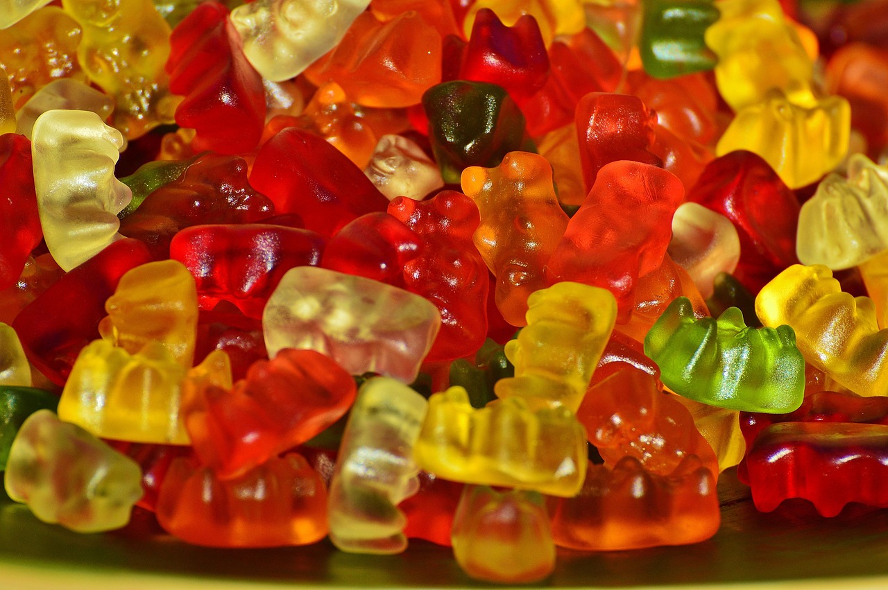Top Reasons to Choose Laser Dentistry for a Gummy Smile in Springfield