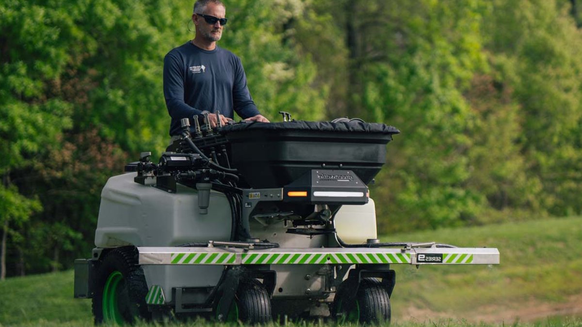 Greenworks Optimus Sprayer Gains Favor Among Landscapers - optimus sprayer