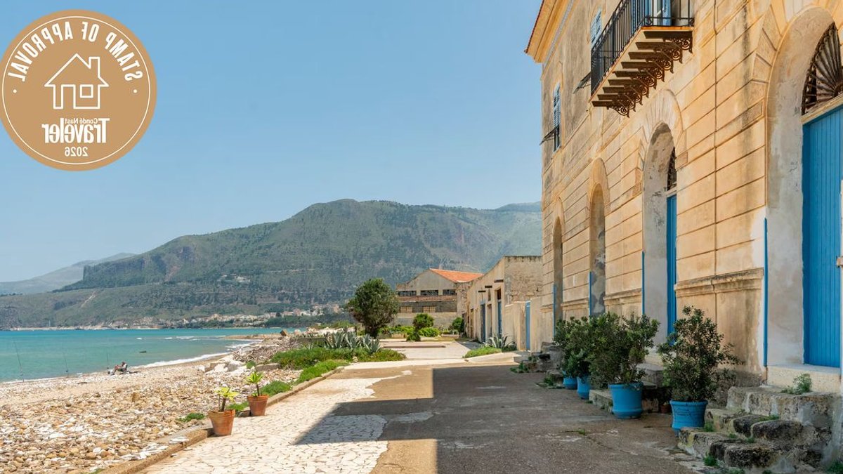 Sicilian watchtower becomes hidden Airbnb gem Sicilian watchtower becomes hidden Airbnb gem - hidden airbnb
