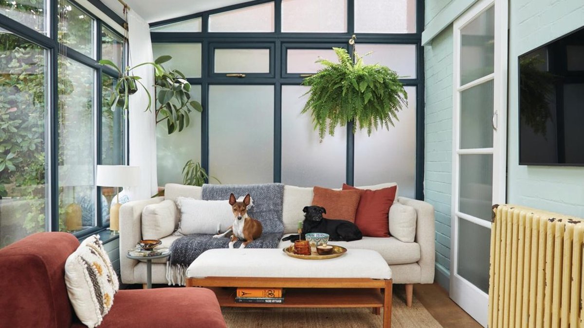 Couple transforms rundown home into luxury retreat Couple transforms rundown home into luxury retreat - home renovation