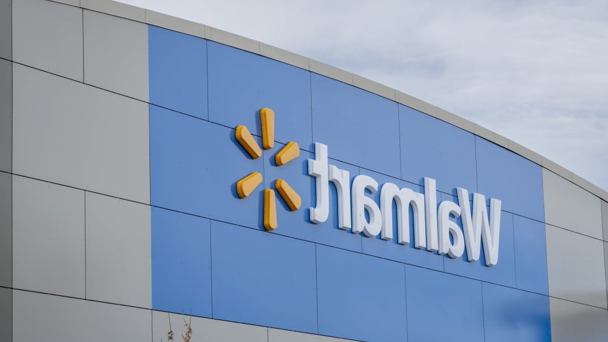 Walmart to Finally Allow Tap to Pay This Fall Walmart to Finally Allow Tap to Pay This Fall - walmart finally