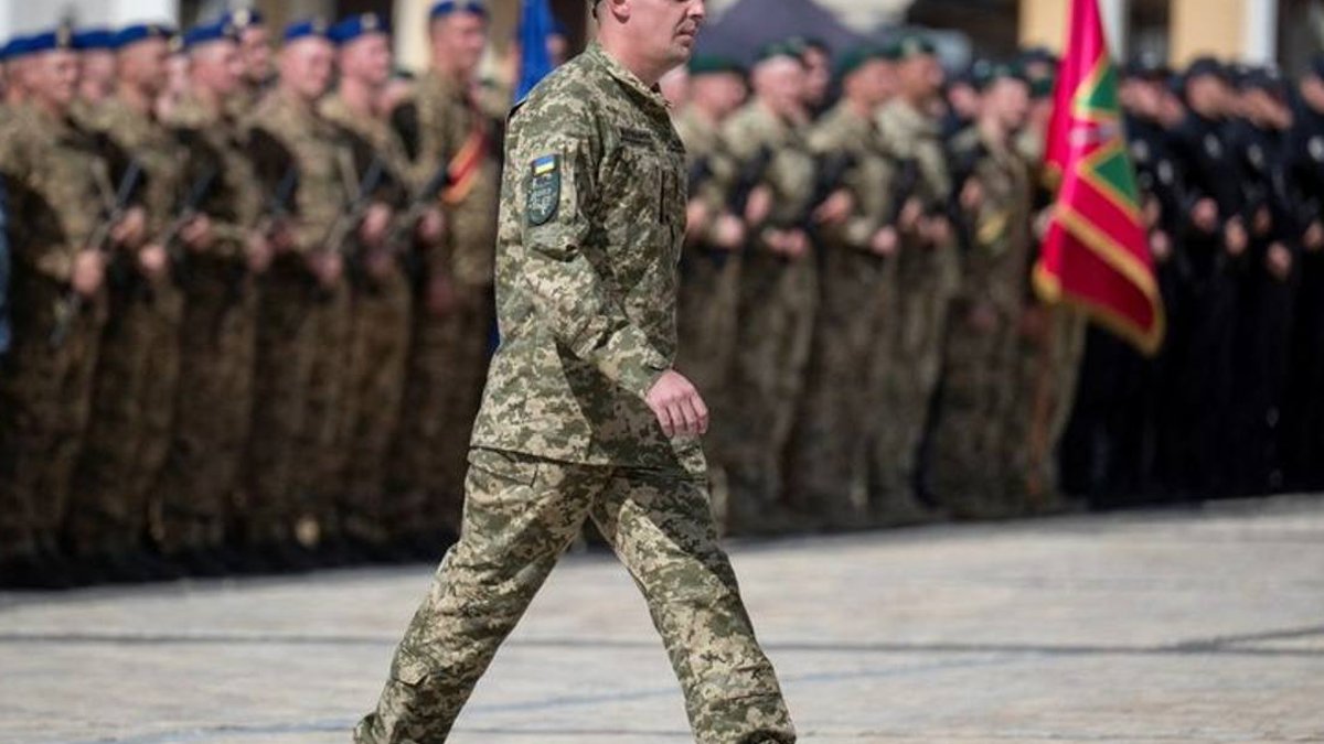 Ukrainian commander rescues troops from kill zone Ukrainian commander rescues troops from kill zone - ukrainian commander