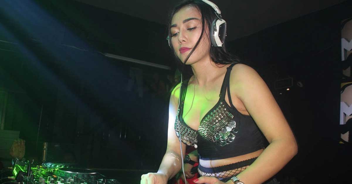 DJ Bebby Fey Wanita Pengolah Disk Jockey Paling Fenomenal