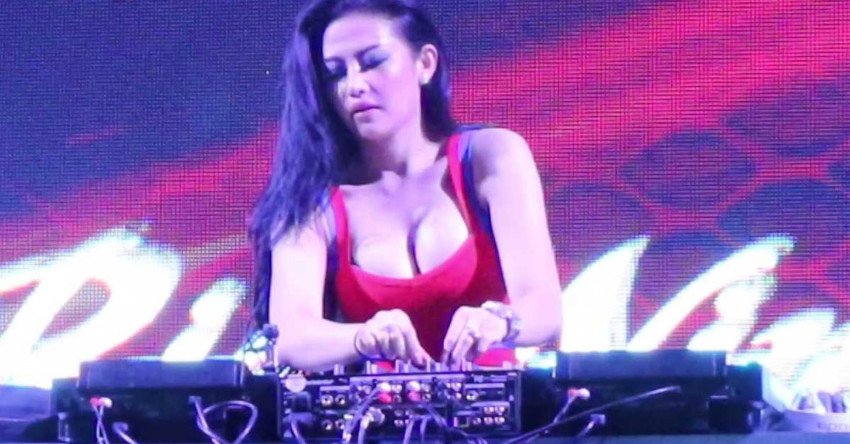 DJ Ria Winata, Model Yang Kaya Bakat Dan Cantik Mempesona