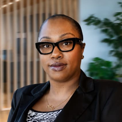 Tammy Moore headshot