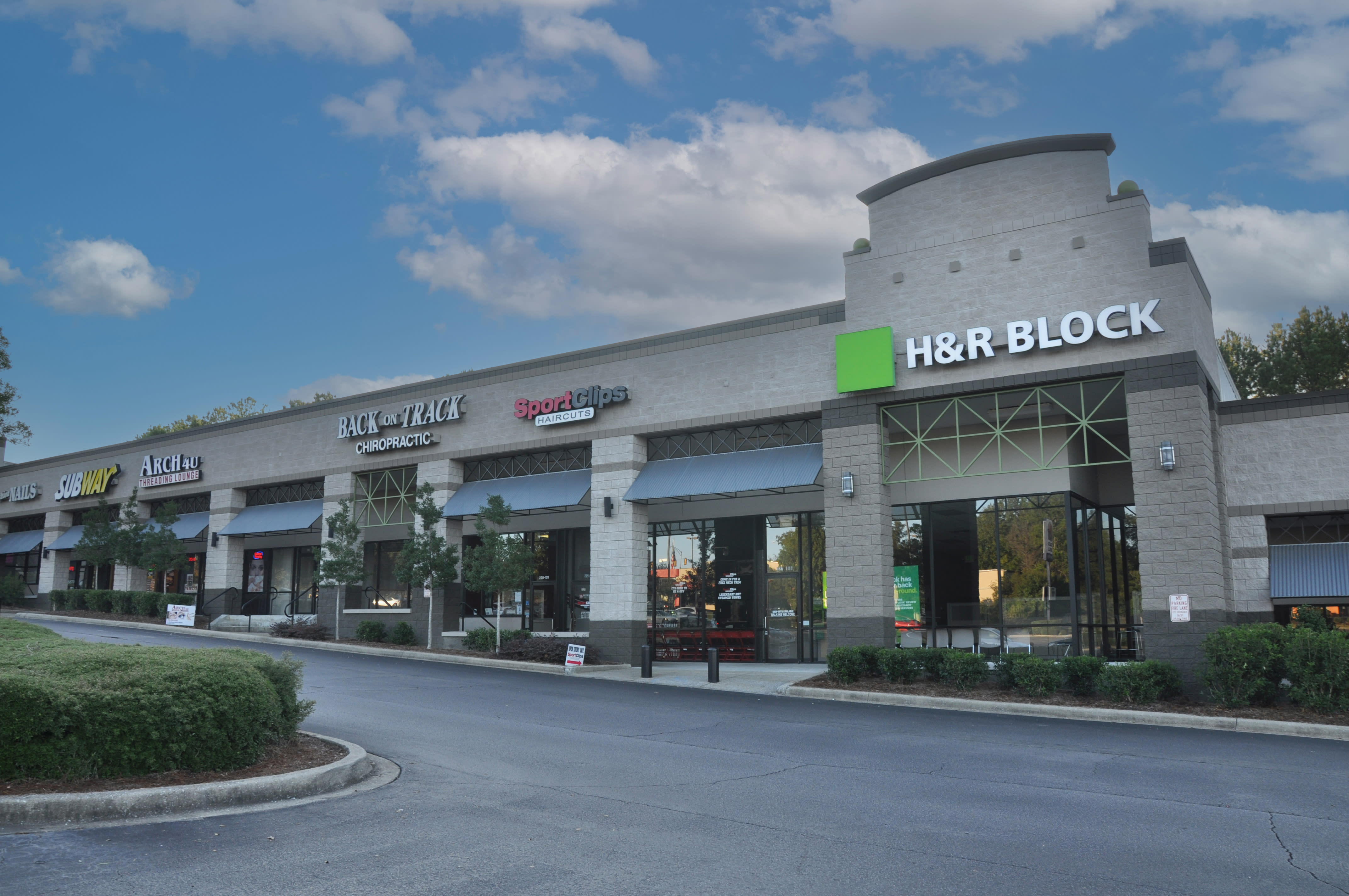 Wildwood Centre - H&R Block