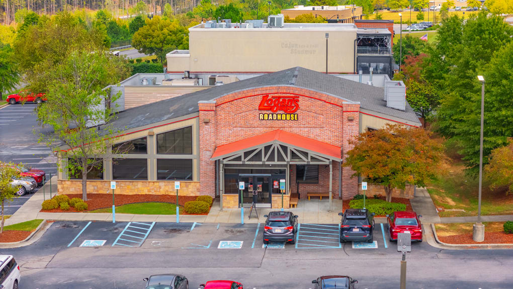 LogansRoadhouse_WEB.png