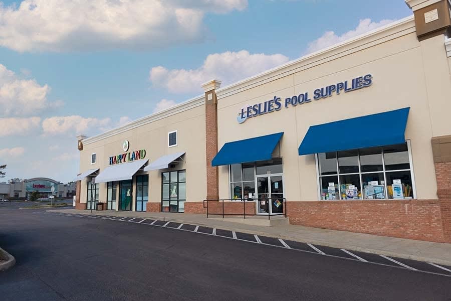 Happy Land - Leslies Pools - County Line Plaza.jpg