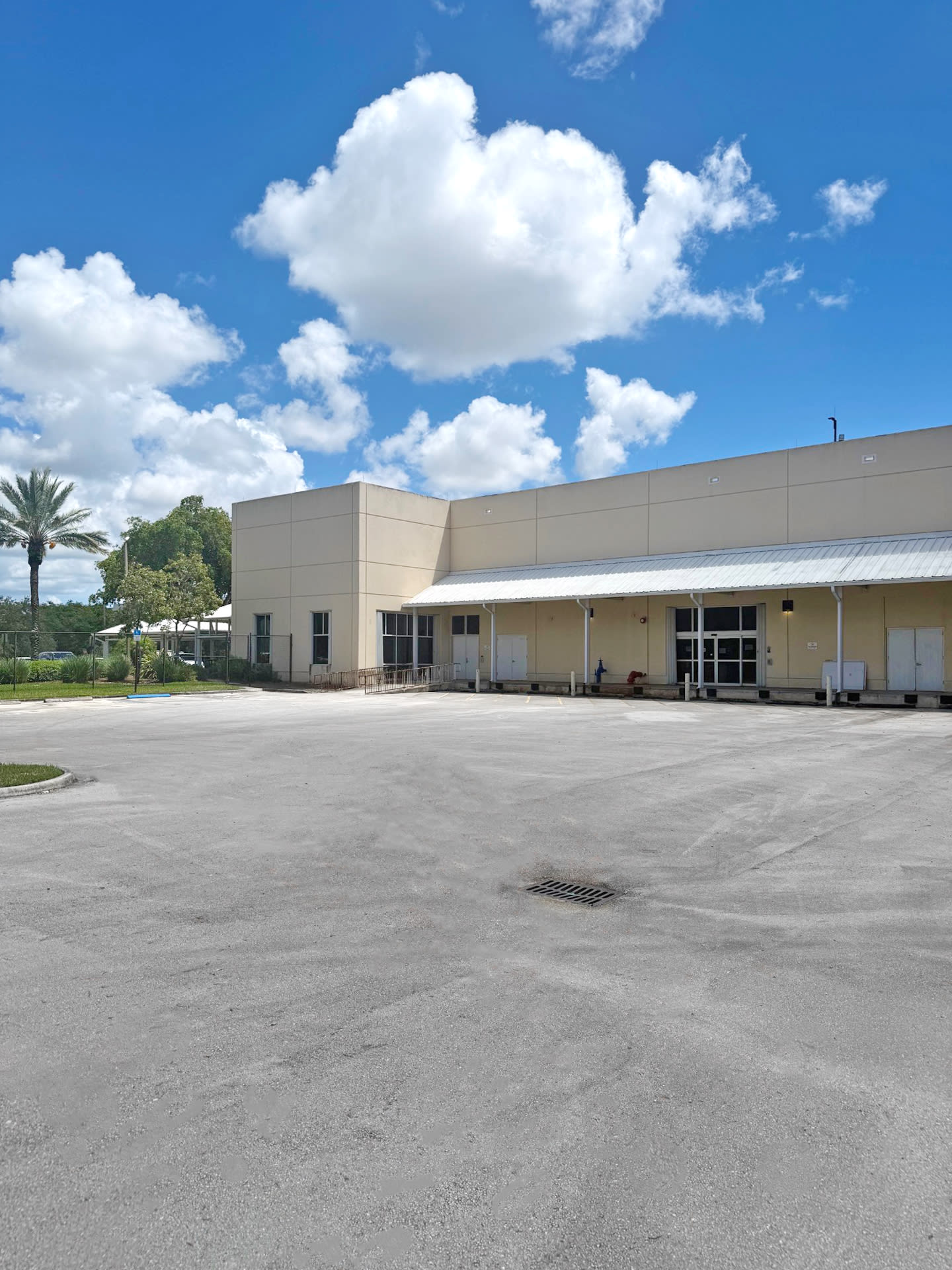 17100 NW 59th Ave (Truck Courts)