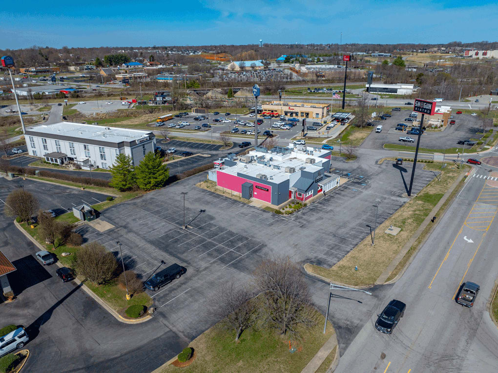 200 Commerce Drive: Exterior 5