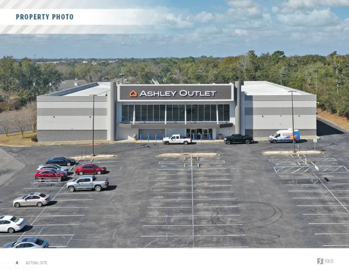 Pensacola, FL Ashley Furniture Retail investment sale in Pensacola