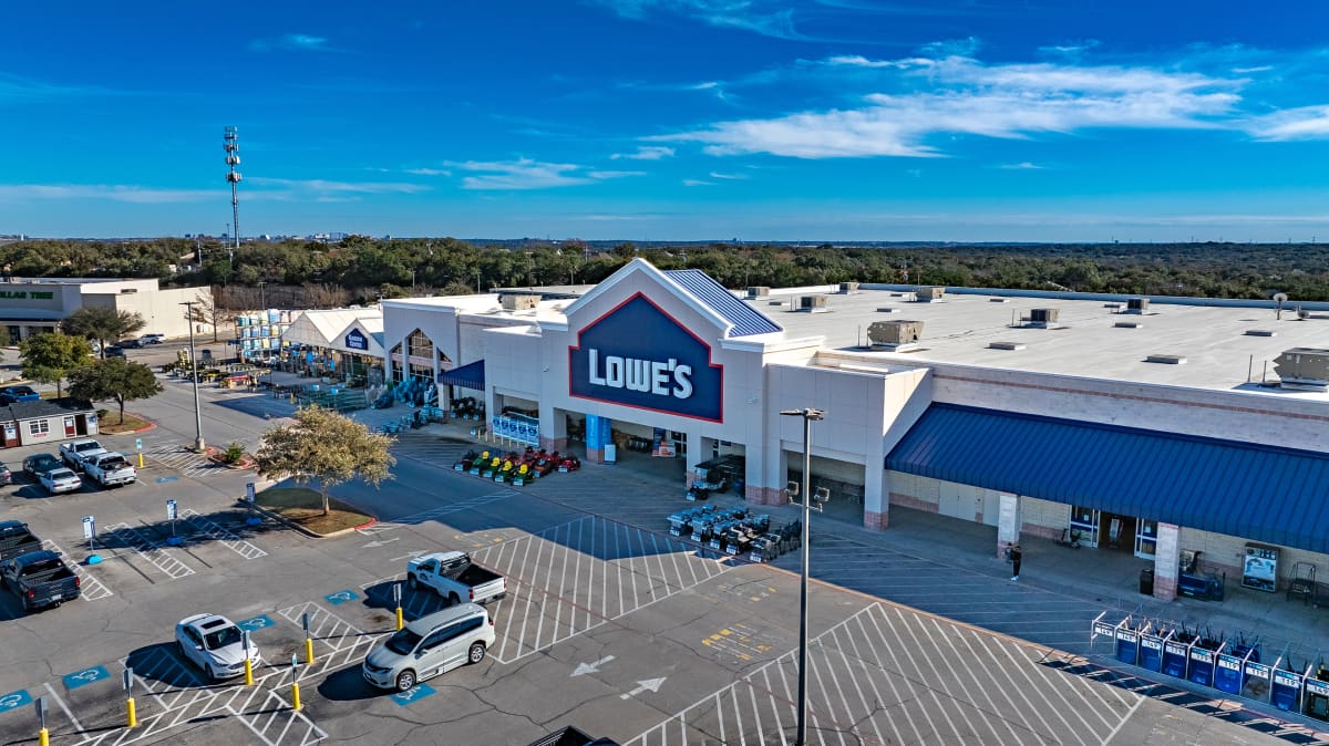 Bandera Pointe Retail investment sale in San Antonio Texas SRS