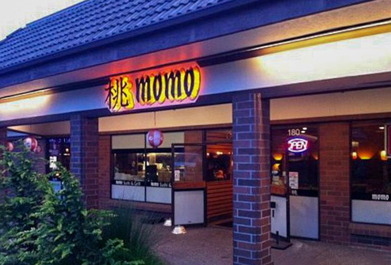 Momo Sushi