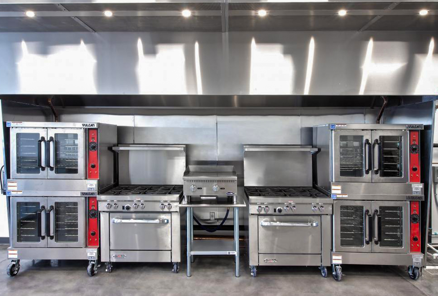 Amundsen Commercial Kitchen