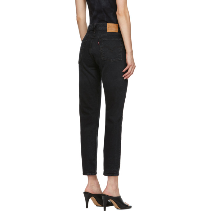 LEVI'S BLACK WEDGIE FIT ANKLE JEANS