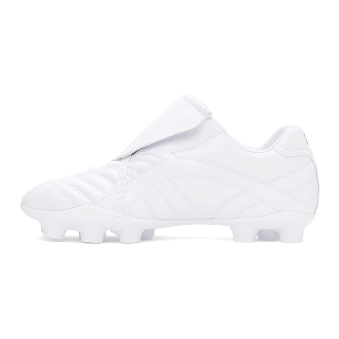 BALENCIAGA WHITE SOCCER SNEAKERS