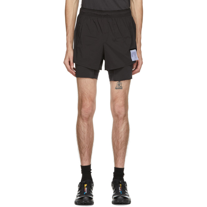 SATISFY SATISFY BLACK SHORT DISTANCE 8 INCHES SHORTS