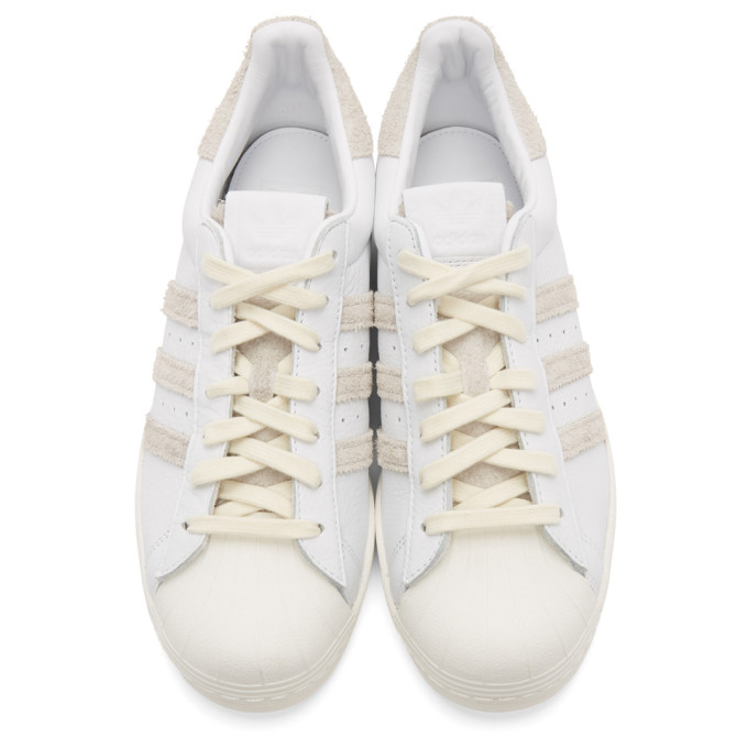 ADIDAS ORIGINALS ADIDAS ORIGINALS WHITE AND GREY SUPERSTAR SNEAKERS