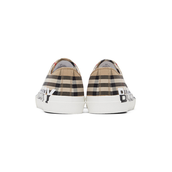 BURBERRY photo