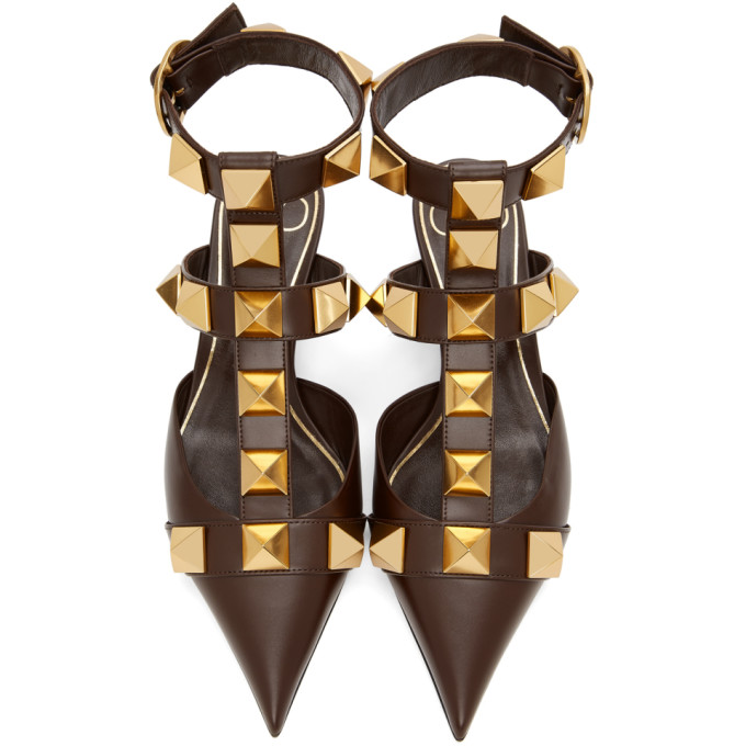 Shop Valentino Brown Medium Roman Stud Heels In Kg8 Fondant