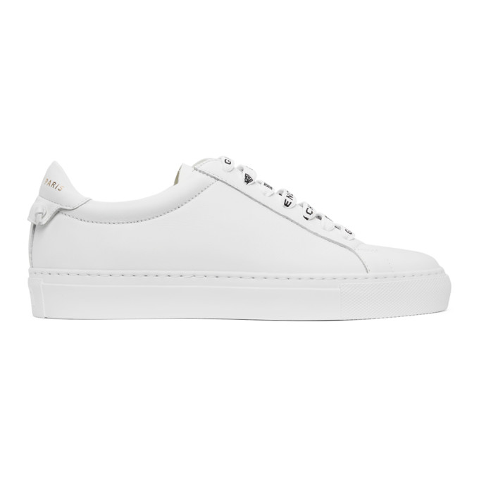 Givenchy Urban Street Low-top Lace-up Sneakers In Weiss