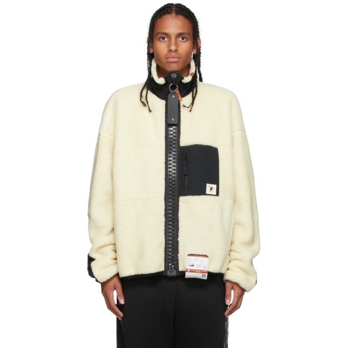 fleece with chest pocket