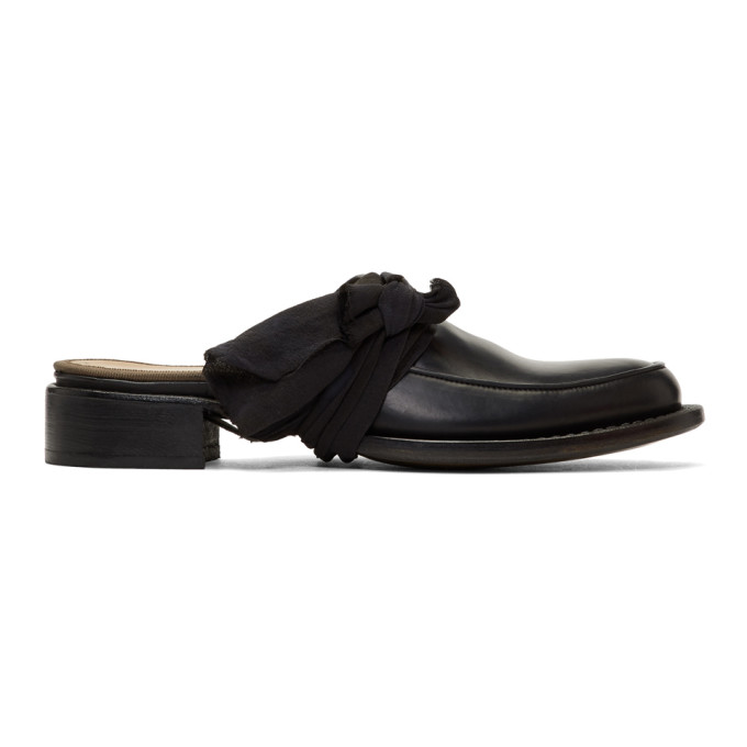 Cherevichkiotvichki Black Pointy Moccasin Slippers