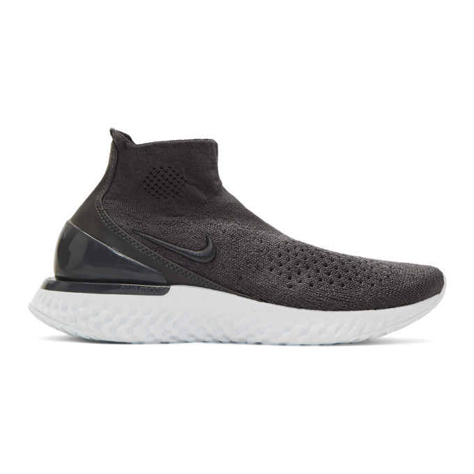 nike rise react flyknit lmtd