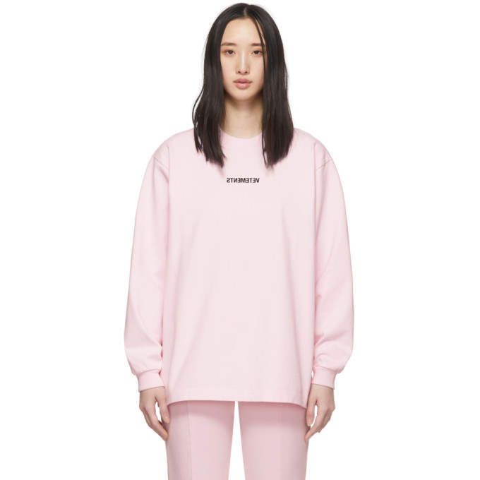 Vetements T-shirts VETEMENTS PINK INVERTED LOGO T-SHIRT