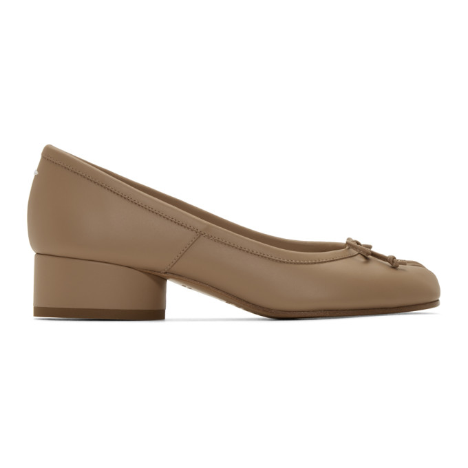 MAISON MARGIELA MAISON MARGIELA BEIGE TABI BALLERINA HEELS