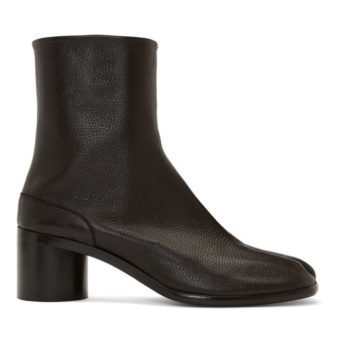 MAISON MARGIELA BROWN TABI BOOTS
