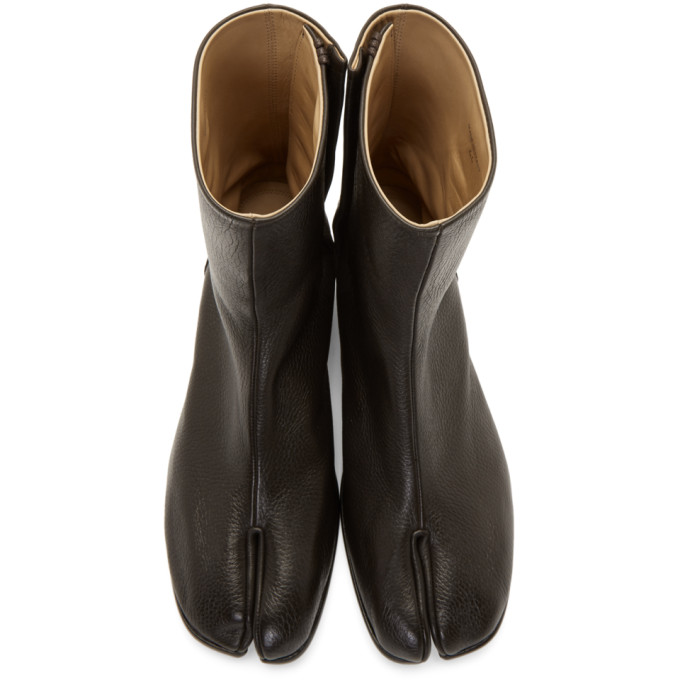 MAISON MARGIELA BROWN TABI BOOTS